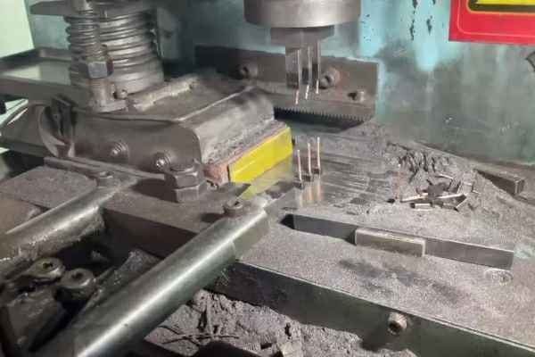 carbon brush manufacturing